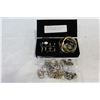 Image 1 : BLACK VELVET CASE OF JEWELLRY AND BAG OF ASSORTED RINGS