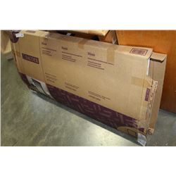 SAUDER EMBASSY POINT COLLECTION WALL MIRROR