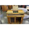Image 3 : VINTAGE RETRO GLASSDOOR SERVING CABINET
