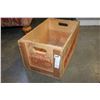 Image 1 : VINTAGE WOOD CANADA DRY CRATE IN MINT CONDITION