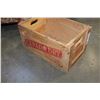 Image 2 : VINTAGE WOOD CANADA DRY CRATE IN MINT CONDITION