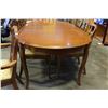 Image 3 : FRUITWOOD DINING TABLE WITH LEAF AND SIX CHAIRS