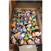 Image 1 : TRAY OF LITTLE PEOPLE
