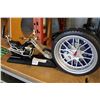 Image 1 : MOTORCYCLE CLOCK AND TIRE CLOCK