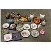 Image 1 : SHELF LOT OF VARIOUS COLLECTIBLE CHINA AND POTTERY AND FIGURES