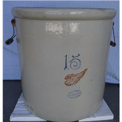 Red Wing 15 gal crock, 4" wing, wire handles, 2 chips
