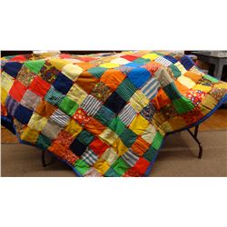 Fancy, colorful utility quilt, tied, green scalloped border, 83" x 70"