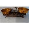 Image 1 : Cast iron scale, 2 brass pans