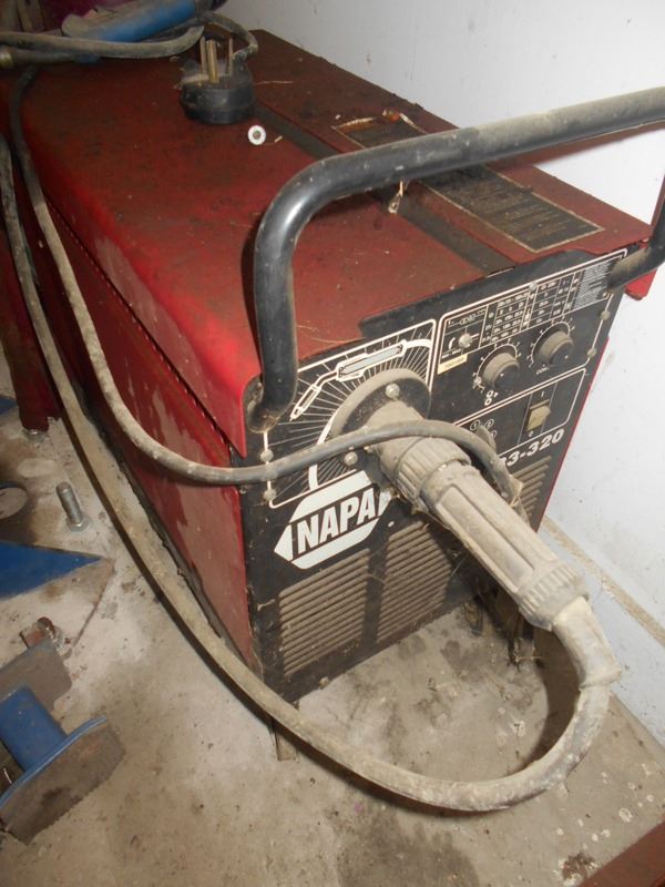 Napa Model 83320 Welder