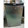 Image 1 : DANBY STAINLESS AND BLACK BAR FRIDGE MODEL DCR122BSLDD