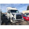Image 2 : 2009 VOLVO TRACTOR, WHITE, AUTOMATIC, DIESEL, VIN#4V4NC9EJ09N270773, 1,107,966KMS,
