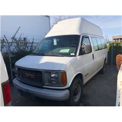 2001 GMC 3500 VAN, WHITE, GAS, AUTOMATIC, VIN#1GTHG35RX11218501, 121,924KMS, RD, NO ICBC