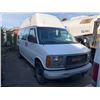Image 2 : 2001 GMC 3500 VAN, WHITE, GAS, AUTOMATIC, VIN#1GTHG35RX11218501, 121,924KMS, RD, NO ICBC