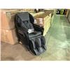 Image 2 : NEW TITAN BLACK AND GREY  FULL BODY MASSAGE CHAIR MODEL TP-8400