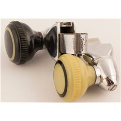 2 Vintage Santay Locking Suicide Spinners