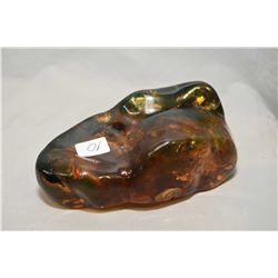 Large yellow gold Amber specimen, 267.6 grams