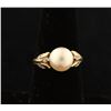 Image 1 : Ladies Elegant Pearl & Diamond Ring