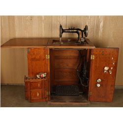Antique Oak Sewing Machine & Cabinet