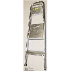 4' ALUMINUM STEP LADDER