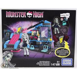NEW MONSTER HIGH 147PC MEGA BLOKS SET
