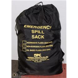 EMERGENCY SPILL KIT IN BLACK BAG INCL OIL SOCKS,