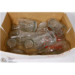 ASSORTMENT OF VINTAGE GLASS INCL OLD A&W GLASSES,