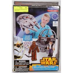STAR WAR MILLENNIUM FALCON PAPER CRAFT