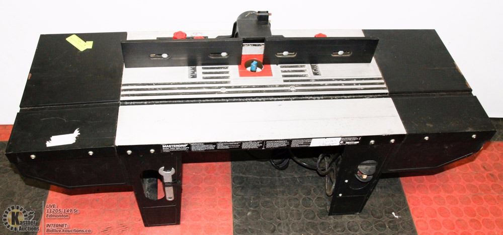 STAND WITH MASTER GRIP ROUTER