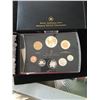 Image 2 : 2005 CANADA PROOF SET!GOLD PLATED DOLLAR! CANADA FLAG..