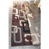 Image 1 : SEVEN FOOT AREA CARPET