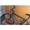 Image 2 : BLACK NO BRAND BIKE