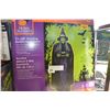 Image 1 : HALLOWEEN BOBBLE HEAD WITCH