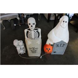 LOT OF ILLUMINATED WHITE HALLOWEEN LAWN ORAMENTS