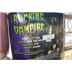 ROCKING HALLOWEEN VAMPIRE