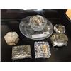 Image 2 : LOTOF VINTAGE DRESSER DISHES AND CONTENTS