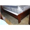 Image 3 : NEW HOME ELEGANCE KINGSIZE PANEL BEDFRAME, WITH GREY FABRIC INSERT, NATURAL DARK WOOD FINISH, RETAIL
