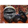Image 3 : NEW SCORPION EXO 900 THREE IN ONE HELMET MODULAR WITH DROP DOWN SUN SHADE IN BLACK