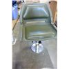 Image 2 : TWO ADJUSTABLE BOAT SEATS