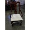 Image 2 : MAHOGANY FINISH DINING TABLE WITH FOUR CHAIRS