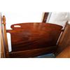 Image 2 : VINTAGE MAHOGANY QUEENSIZE BEDFRAME MADE IN VANCOUVER