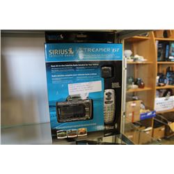 SIRIUS SATELLITE RADIO STREAMER GT ULTRA COMPACT SATELLITE RADIO RECEIVER VEHICLE KIT