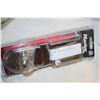 Image 1 : 2 MASTER LOCK HIGH SECURITY HASPS