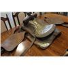 Image 2 : TOOLED LEATHER YOUTH SADDLE
