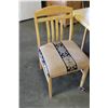 Image 3 : MAPLE DINING TABLE WITH JACK KNIFE LEAF AND FOUR CHAIRS