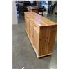 Image 2 : 6 LONG PINE SIDEBOARD