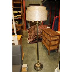 VINTAGE FLOOR LAMP