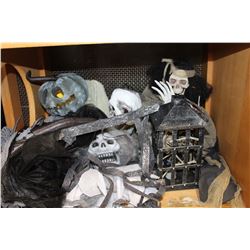 SHELF LOT OF HALLOWEEN HANGING GHOSTS