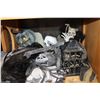 Image 1 : SHELF LOT OF HALLOWEEN HANGING GHOSTS