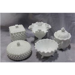 FIVE PIECES MILK GLASS