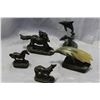 Image 2 : LOT OF BONE AND BRONZE AND ANIMAL FIGURES